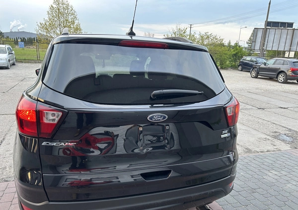 Ford Kuga cena 49500 przebieg: 206000, rok produkcji 2019 z Kargowa małe 79